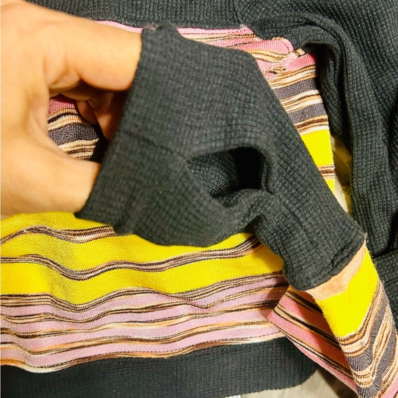 🌸Free People Mountain Mama Layering Crop M - Picture 6 of 6